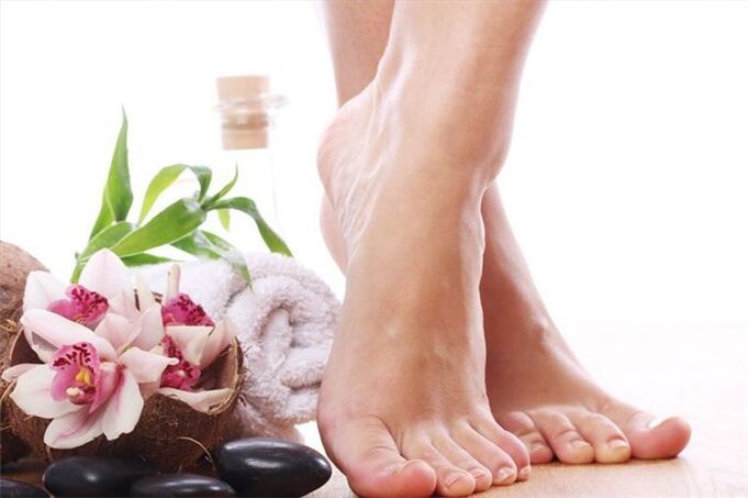 antifungal toenail creams and ointments