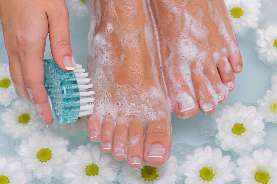 Regular foot hygiene is an excellent preventative measure against fungal infections. 