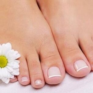 Healthy feet are free of fungus