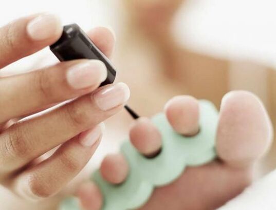 Treat fungal nail infections with nail polish