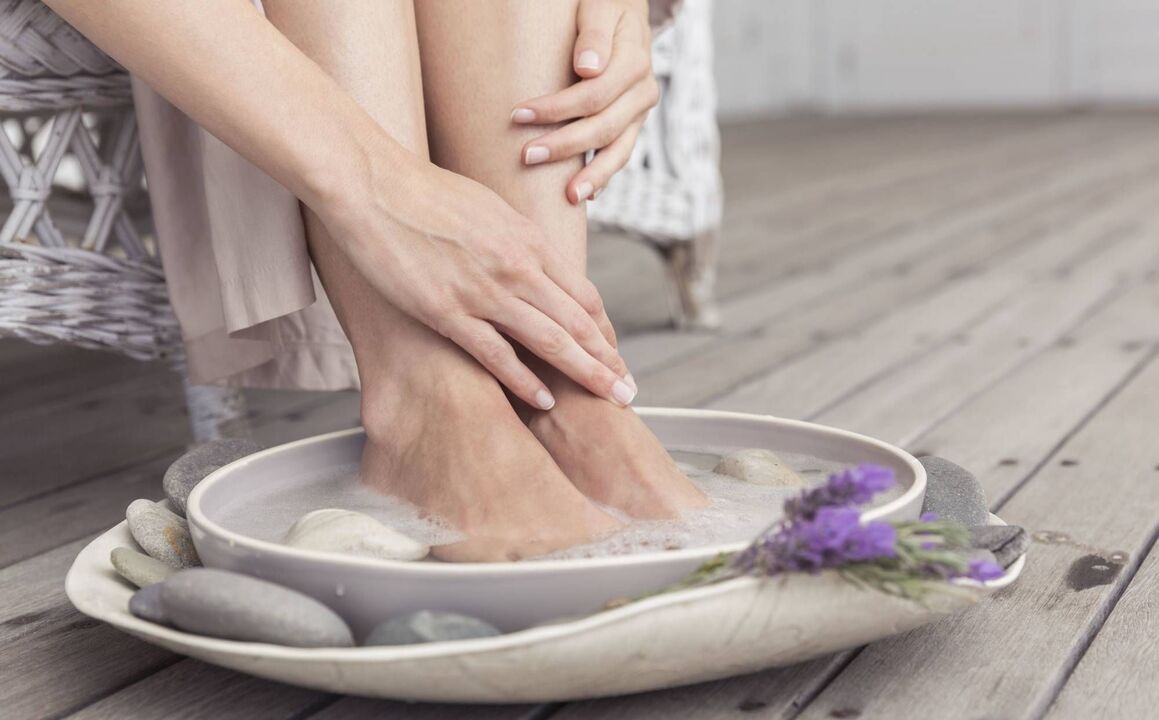 bath to treat nail fungus